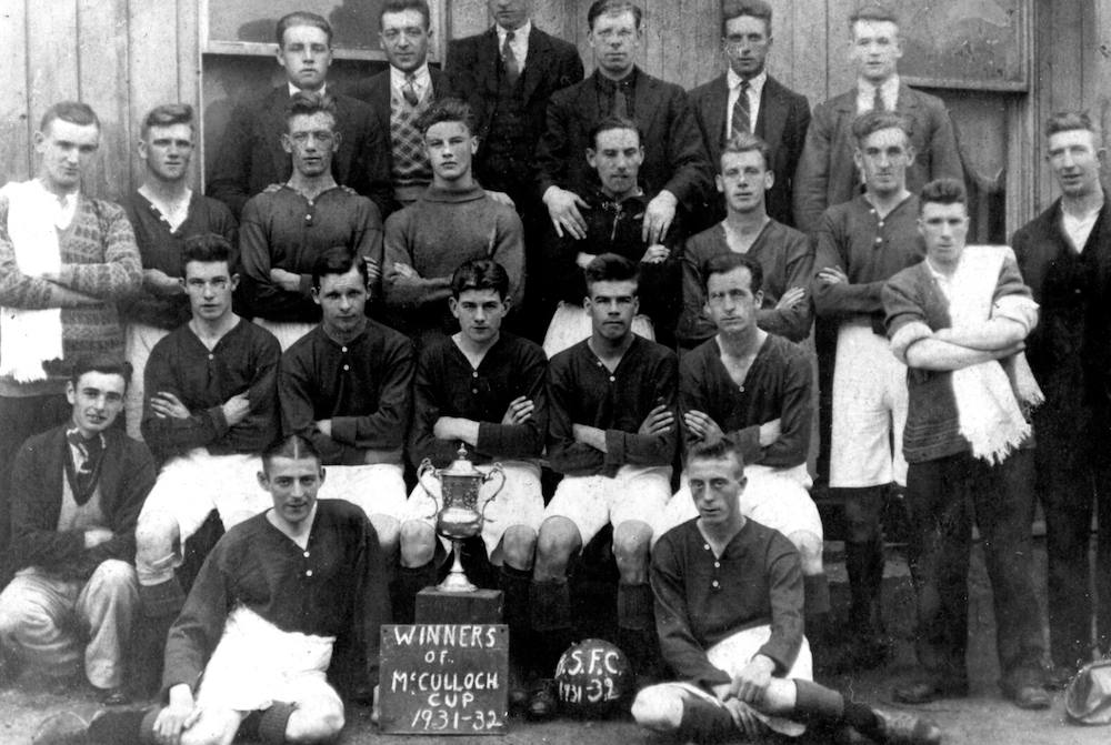Football Broxburn Shamrock 1931-32.png